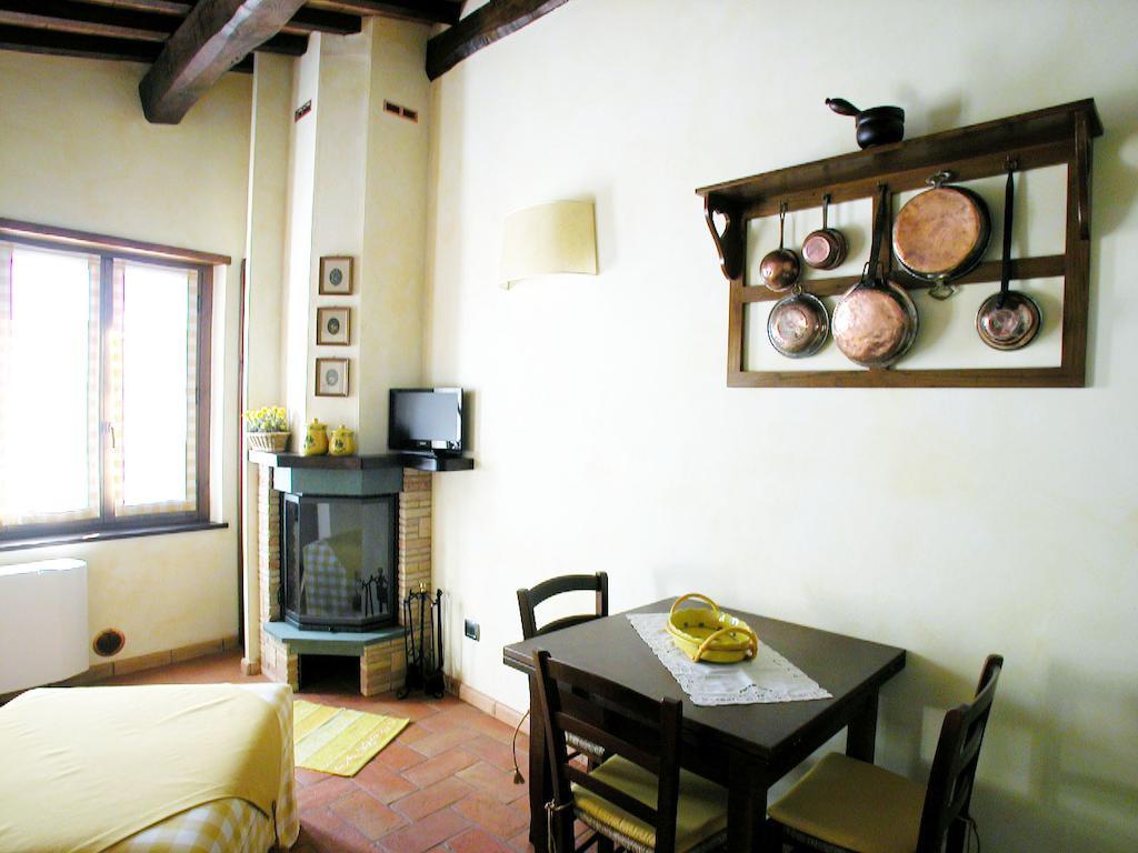 Agriturismo Istrice Innamorato Campello sul Clitunno Chambre photo
